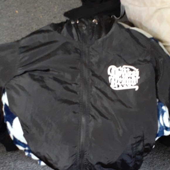 Fleece pot leaf jacket - Picture 2 of 2